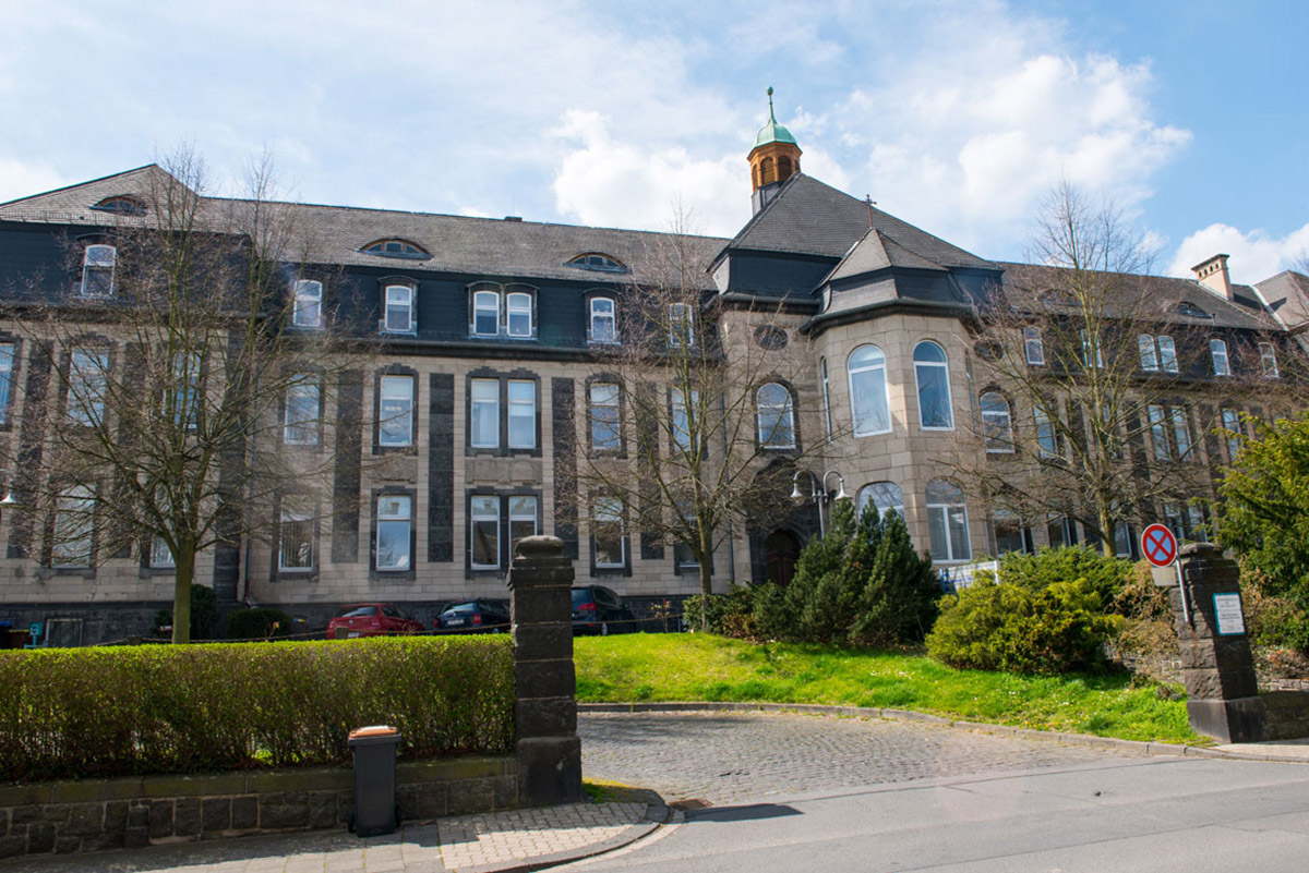 Wohngemeinschaft Pflegedienste in Deutschland Intensiv Siegfriedstraße